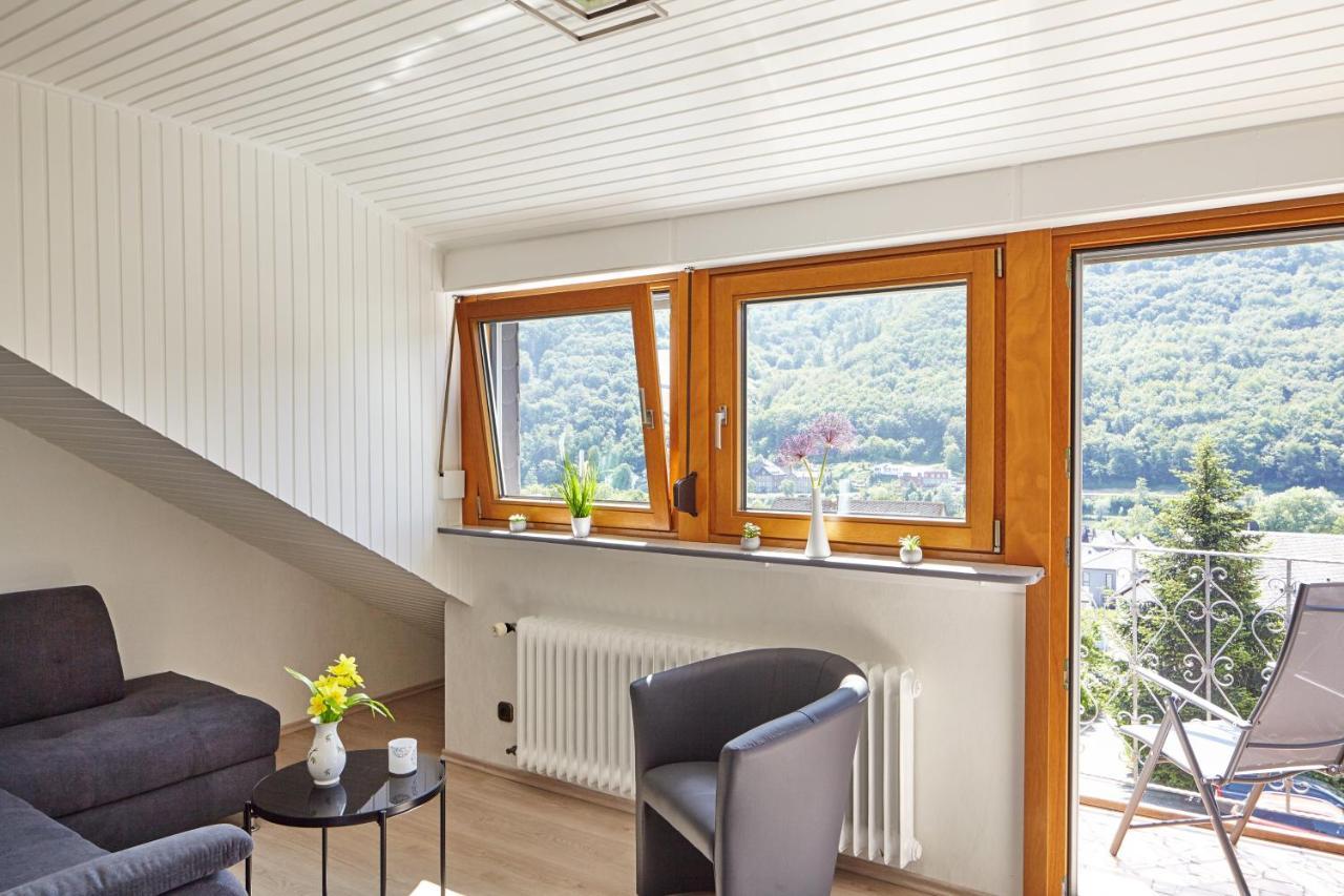 Ferienwohnung Mendgen Mit Panoramablick Bernkastel-Kues Esterno foto
